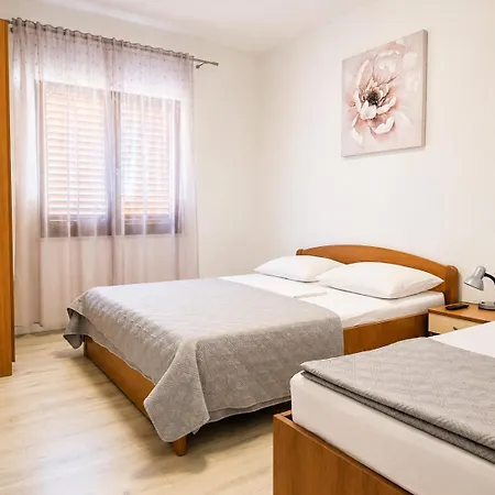 Apartment Gina Zaton (Zadar)